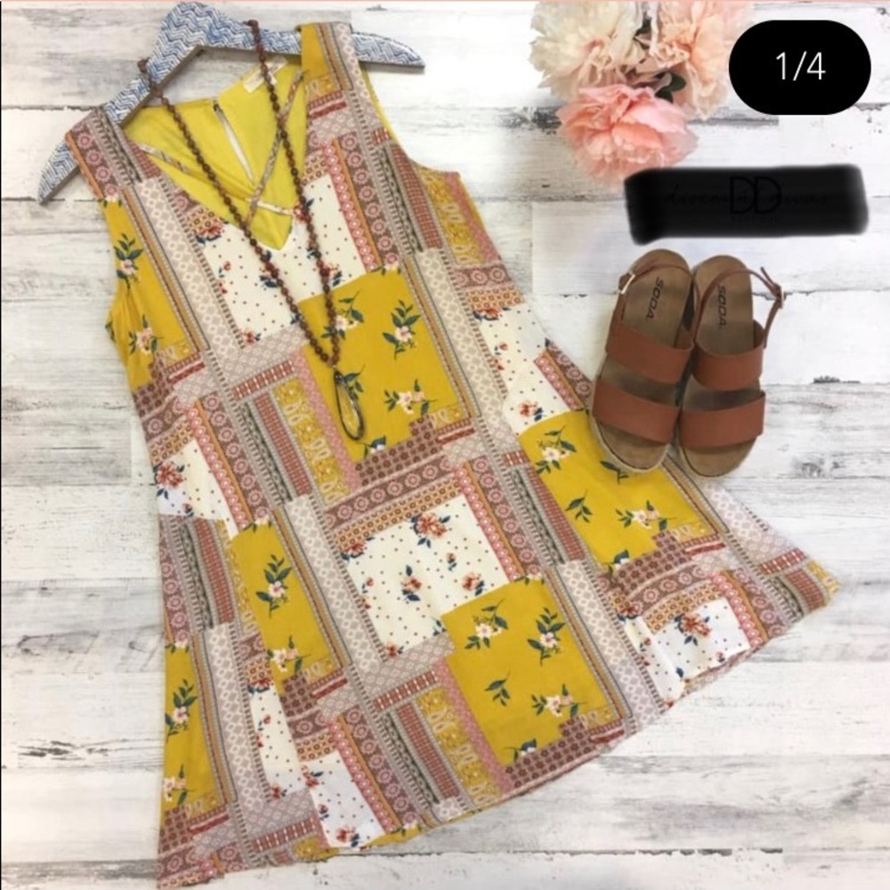 Sleeveless dress